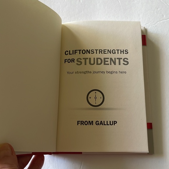 Cliftonstrengths for Students Hard Cover - Picture 8 of 8